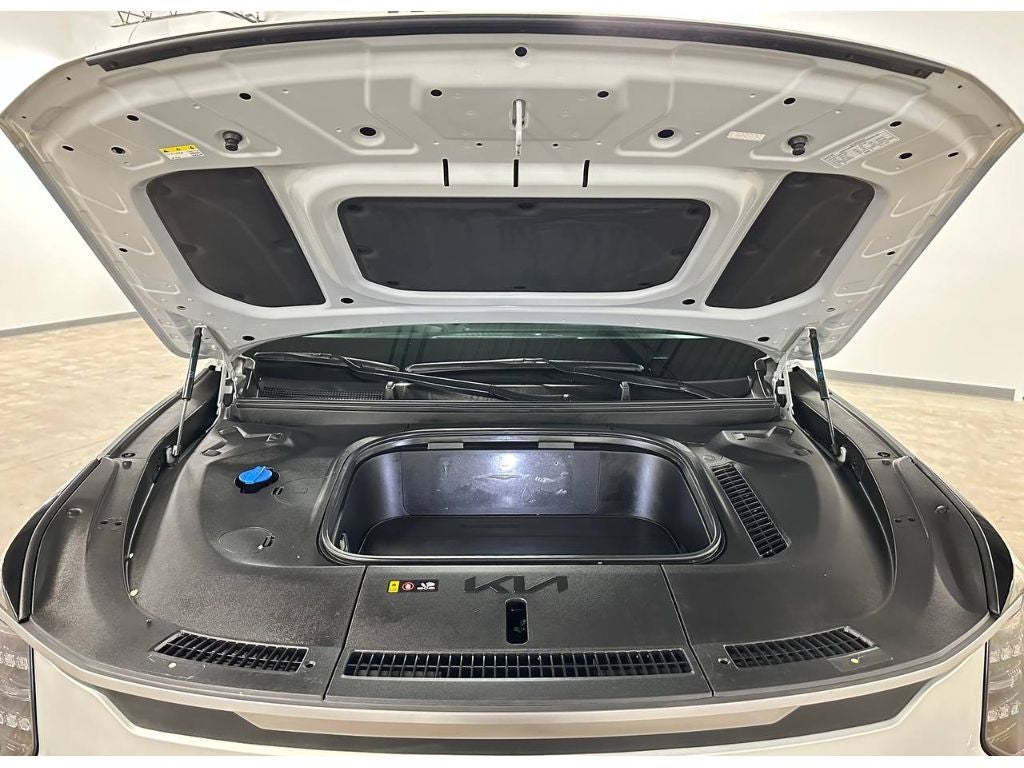 2024 Kia EV9 Wind