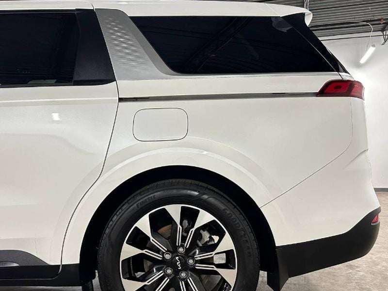 2023 Kia Carnival EX