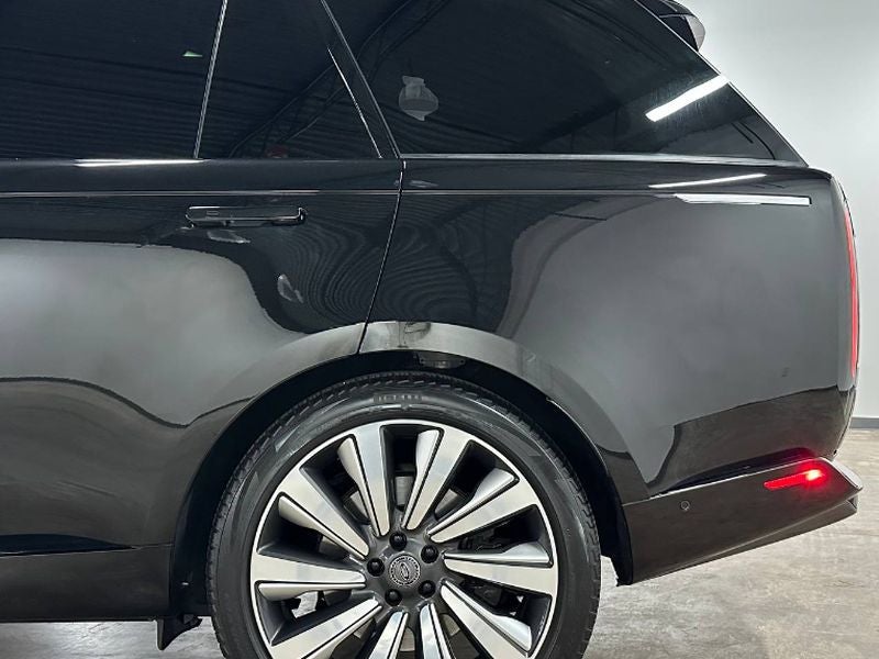 2023 Land Rover Range Rover SV
