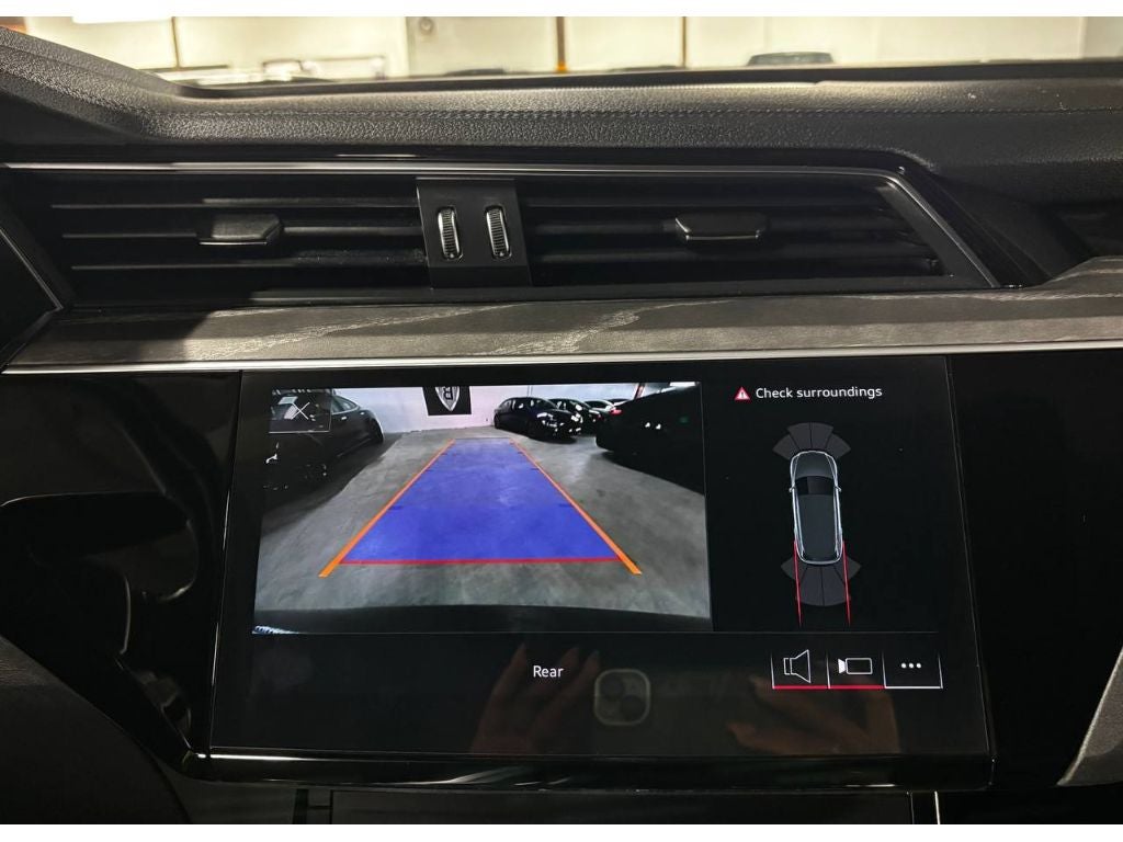 2024 Audi Q8 e-tron Premium