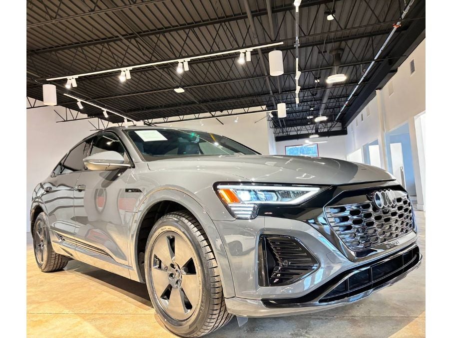 2024 Audi Q8 Sportback e-tron Premium S line