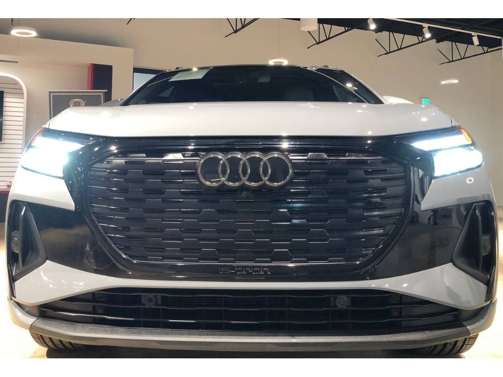 2024 Audi Q4 e-tron Premium Plus