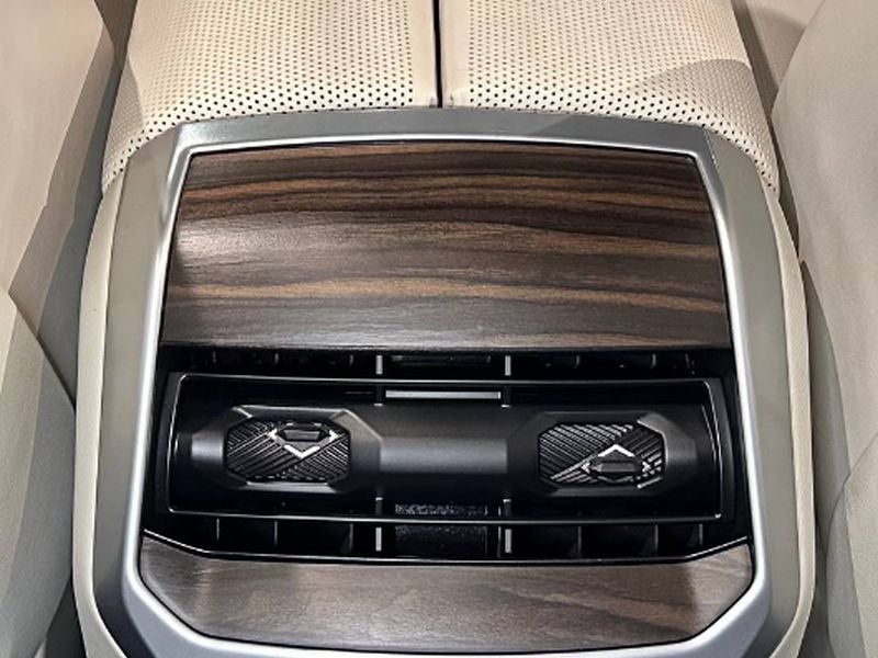 2024 BMW 7 series 760i xDrive