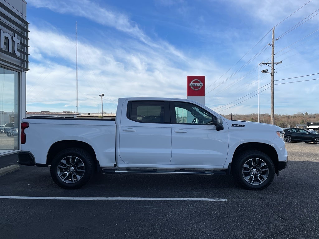 2023 Chevrolet Silverado LT