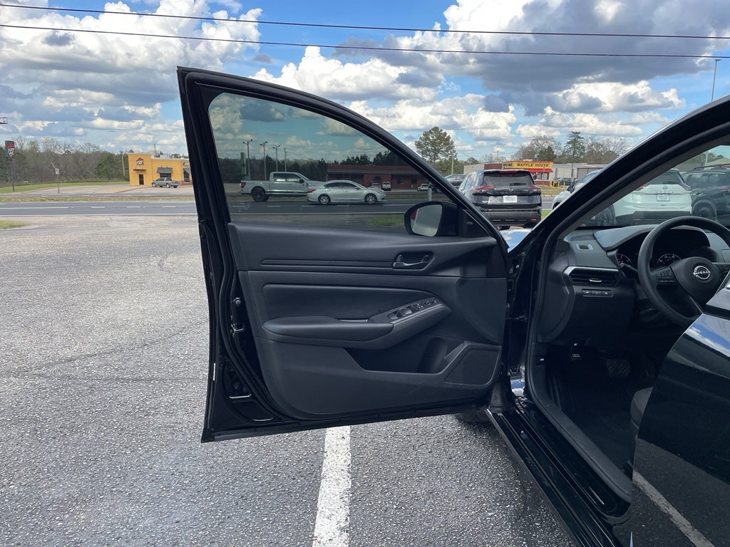 2025 Nissan Altima S