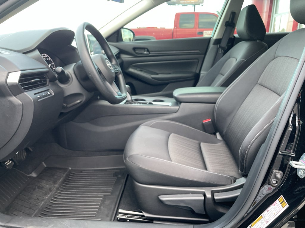 2025 Nissan Altima S