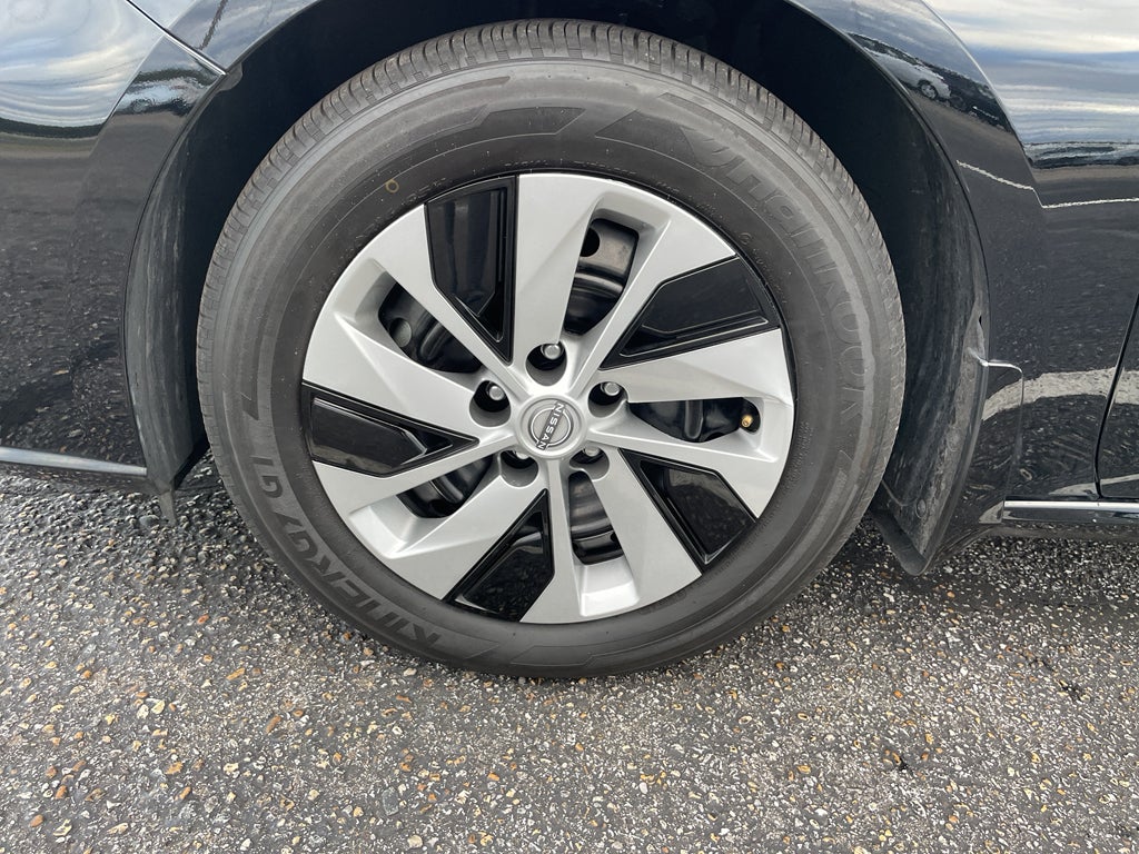 2025 Nissan Altima S