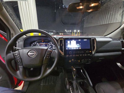 2025 Nissan Frontier SV