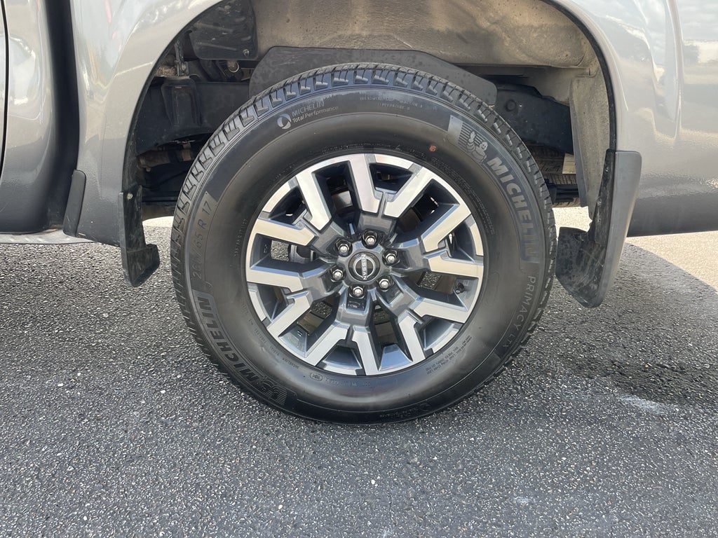 2024 Nissan Frontier SL