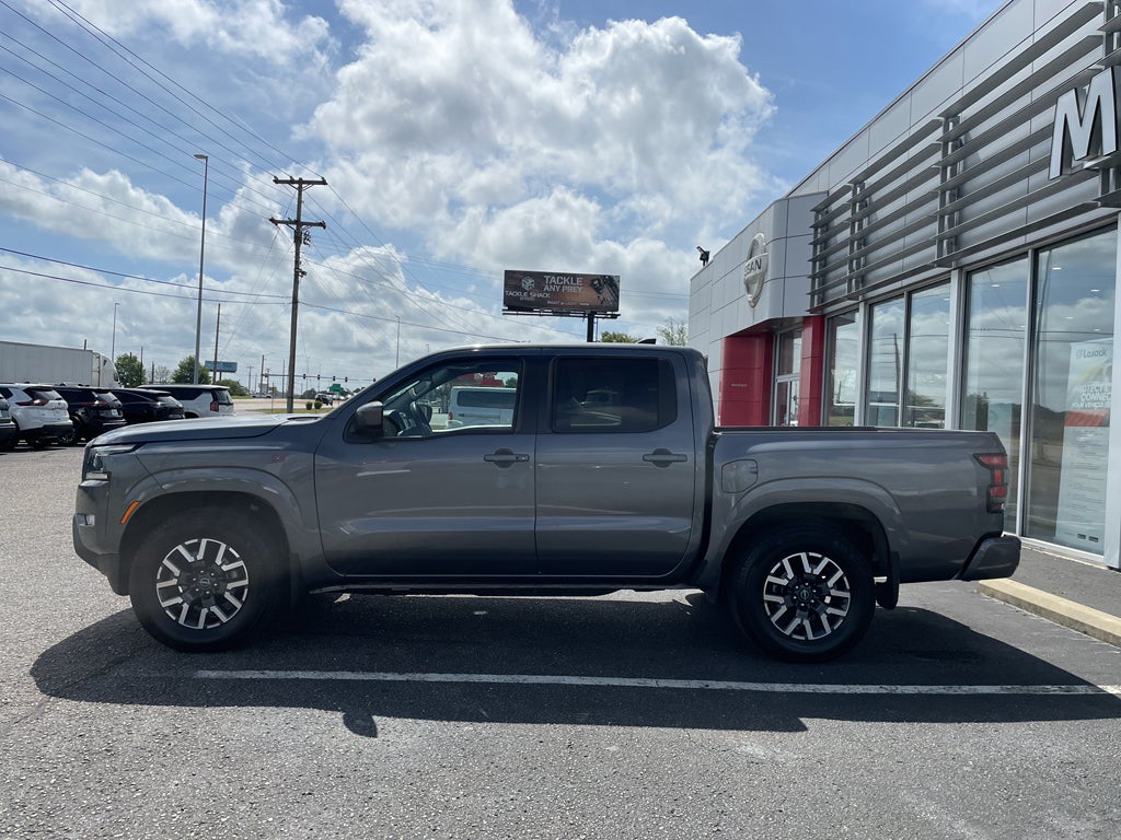 2024 Nissan Frontier SL