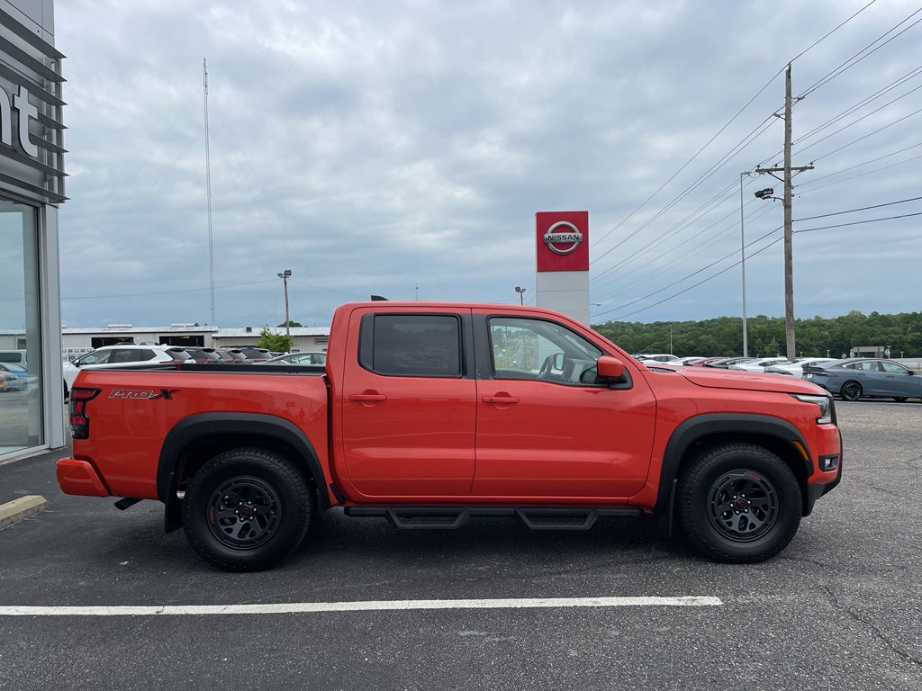 2025 Nissan Frontier PRO-X