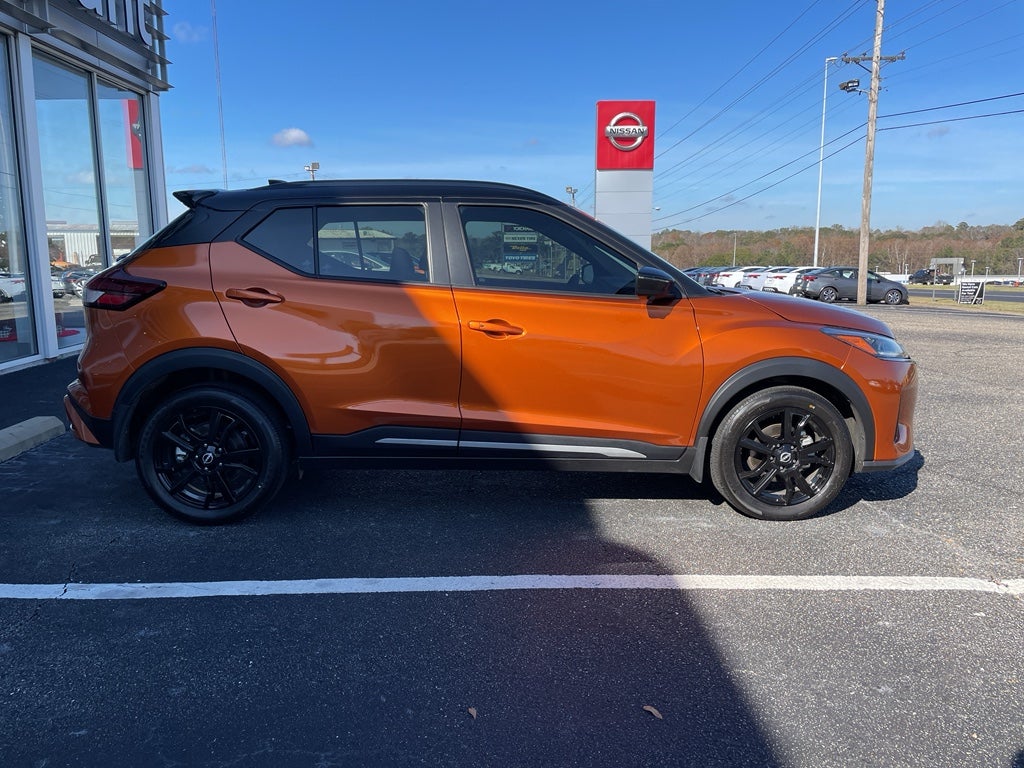 2024 Nissan Kicks SR