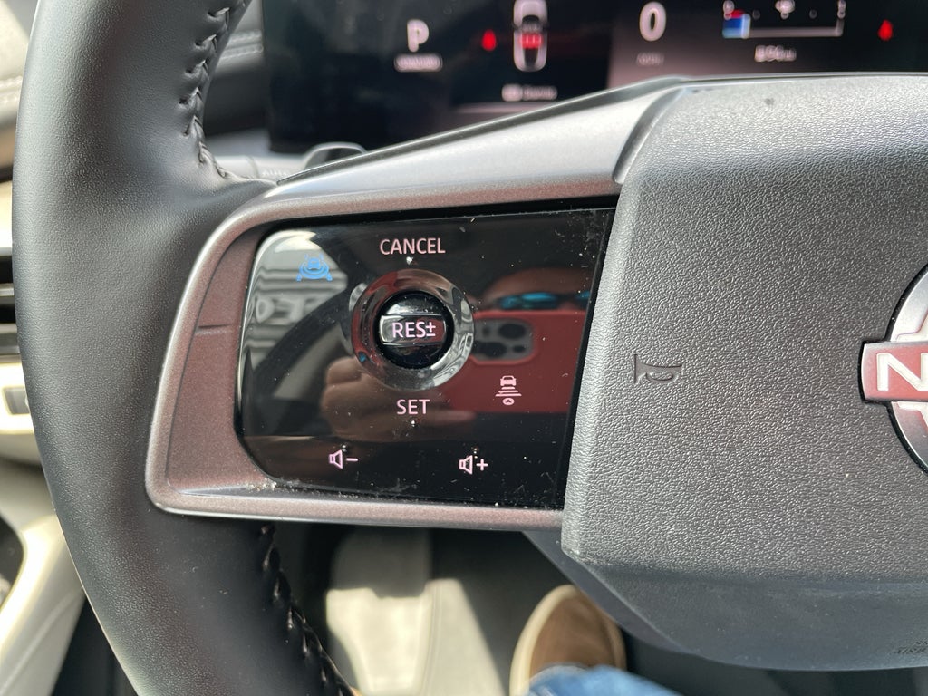 2025 Nissan Murano SL