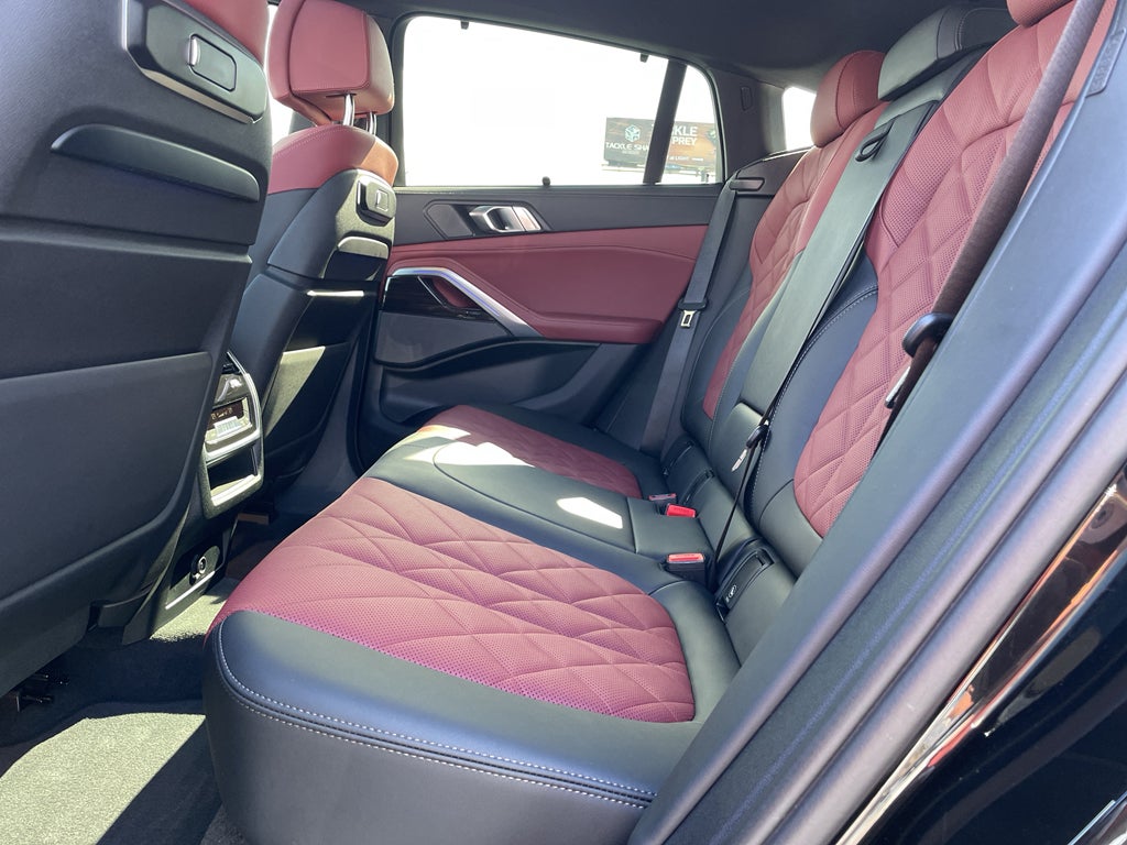 2024 BMW X6 xDrive40i