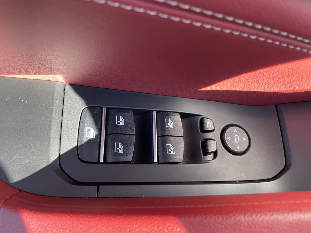 2024 BMW X6 xDrive40i