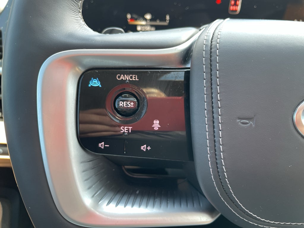 2025 INFINITI QX80 SENSORY