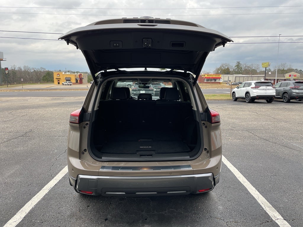 2024 Nissan Rogue SL