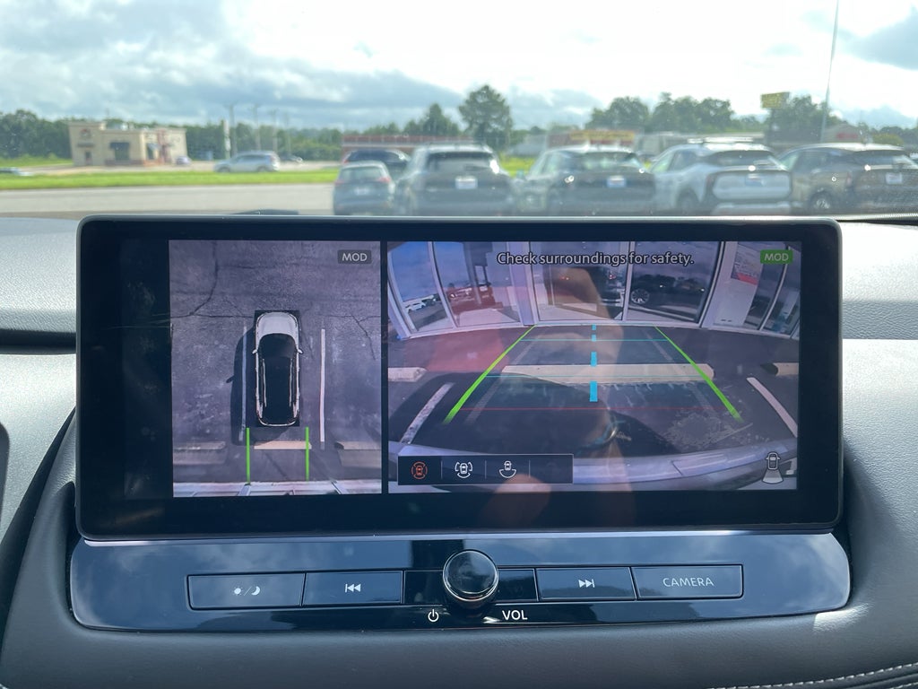 2024 Nissan Rogue SL