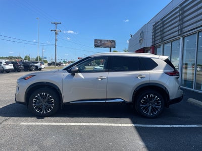 2025 Nissan Rogue Platinum