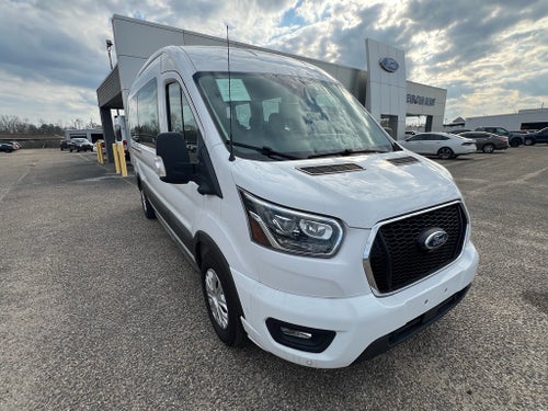 2023 Ford Transit Wagon XLT