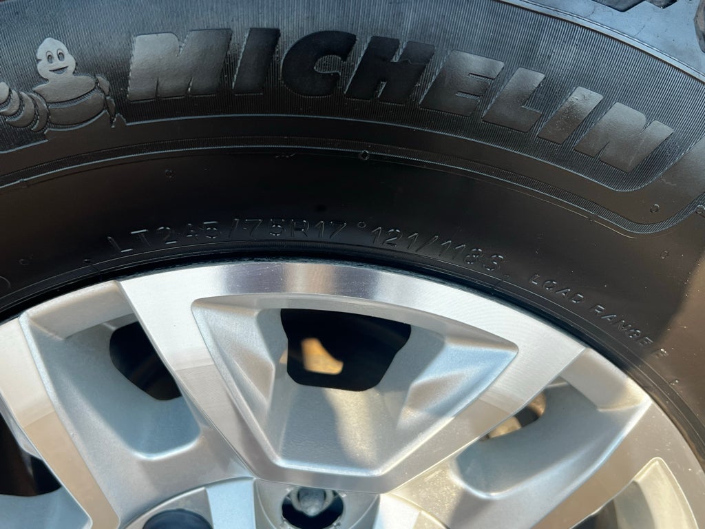 2024 Chevrolet Silverado LT