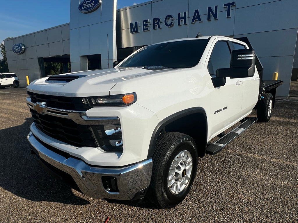 2024 Chevrolet Silverado LT