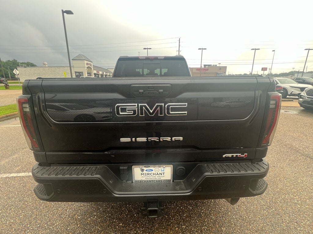 2025 GMC Sierra AT4