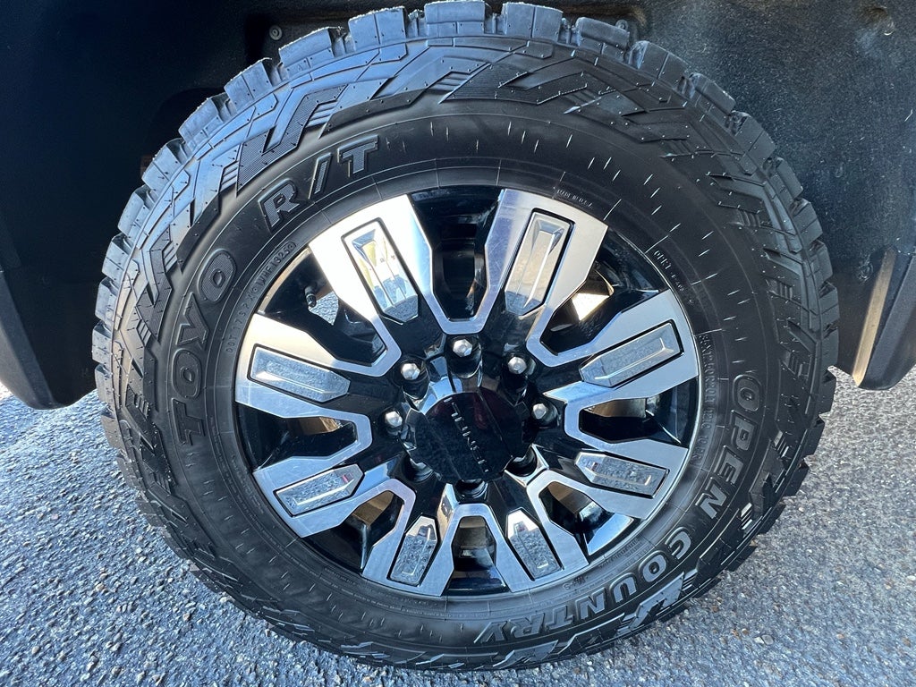 2025 GMC Sierra Denali