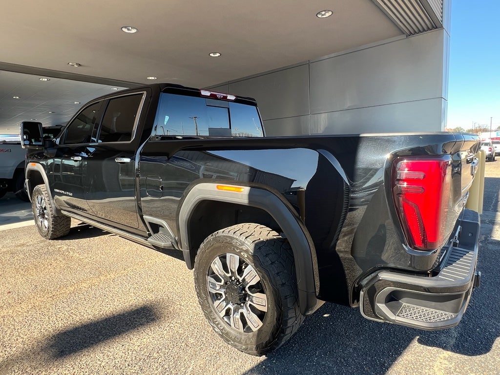 2025 GMC Sierra Denali