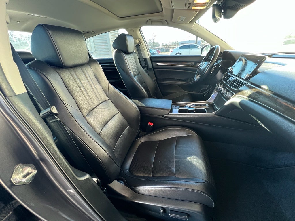 2019 Honda Accord Touring 2.0T