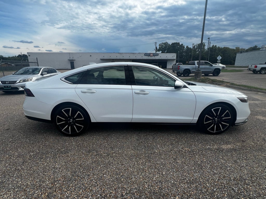 2023 Honda Accord Hybrid Touring