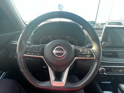 2025 Nissan Altima SR