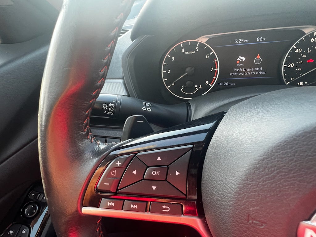 2025 Nissan Altima SR