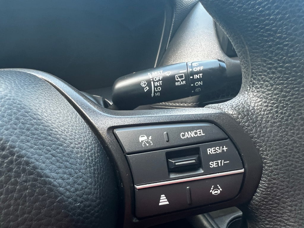 2025 Honda HR-V LX