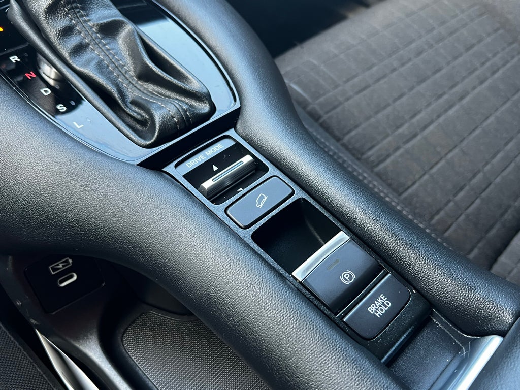 2025 Honda HR-V LX