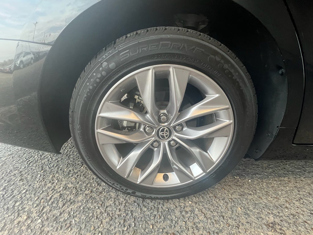 2021 Toyota Avalon XLE