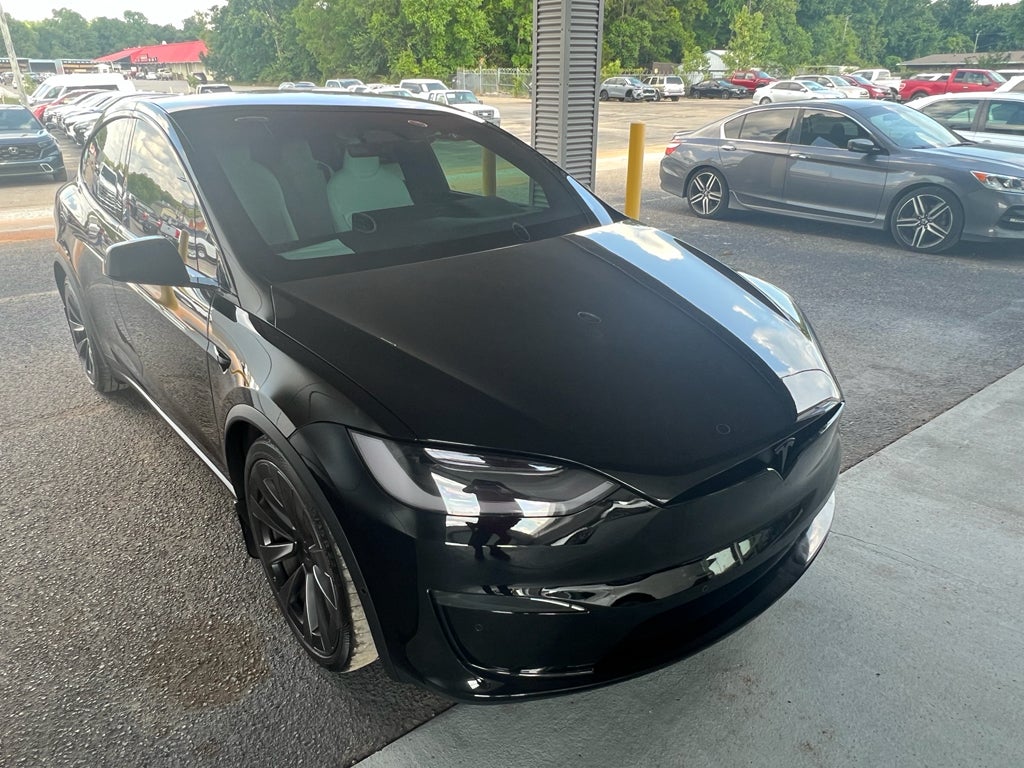 2022 Tesla Model X Plaid's photo