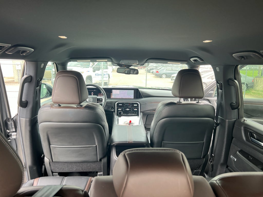 2025 Nissan Armada SL