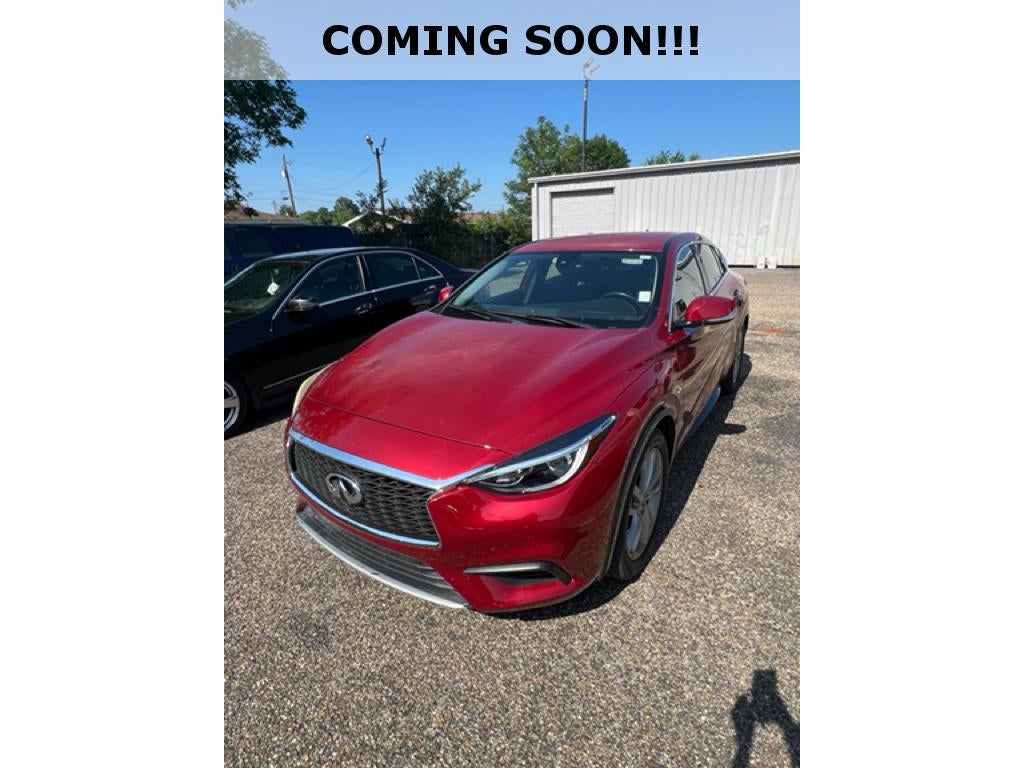 2018 INFINITI QX30 Luxury