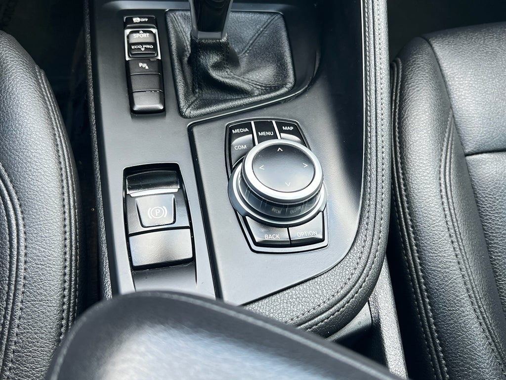 2022 BMW X1 sDrive28i