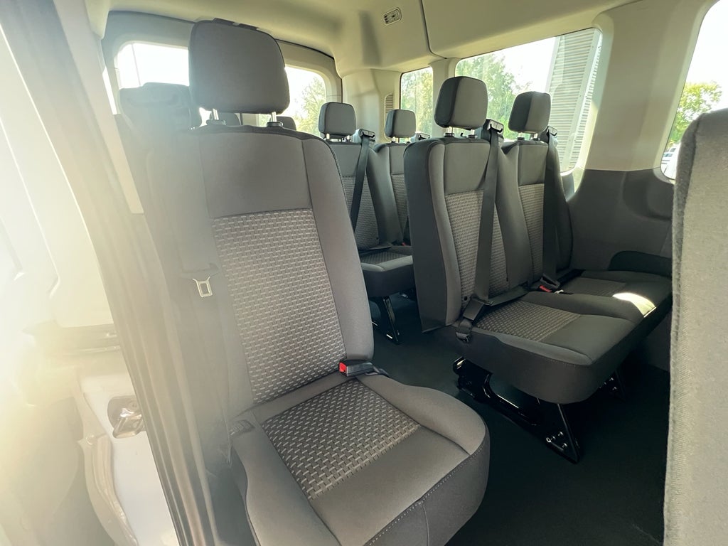 2025 Ford Transit Wagon XL