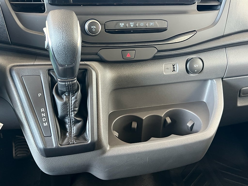 2025 Ford Transit Wagon XL