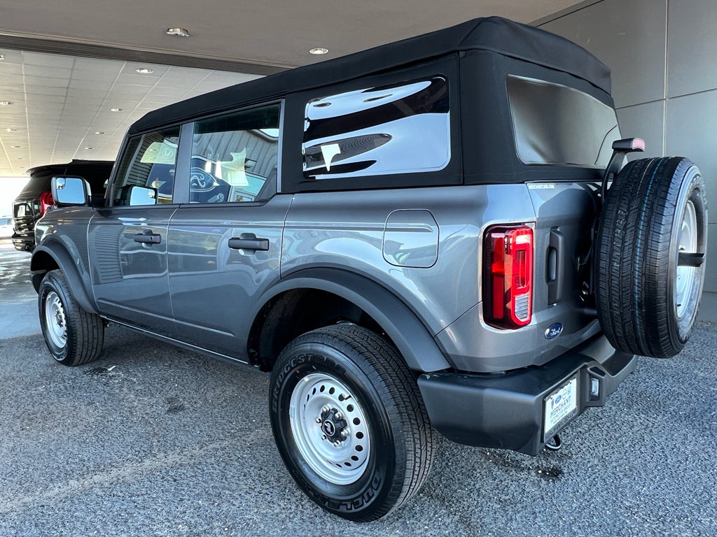2025 Ford Bronco Base