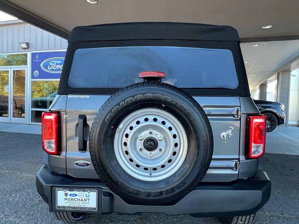 2025 Ford Bronco Base