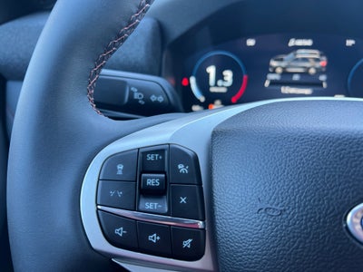 2027 Ford Explorer Active w/200A Pkg