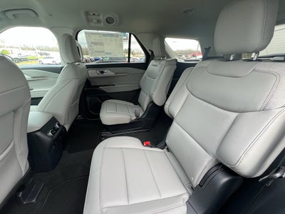 2026 Ford Explorer Active (200A)