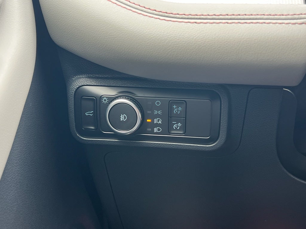 2026 Ford Explorer Active (200A)