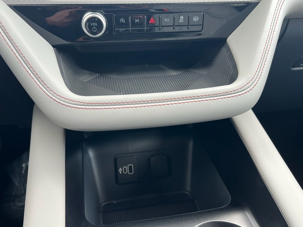 2026 Ford Explorer Active (200A)