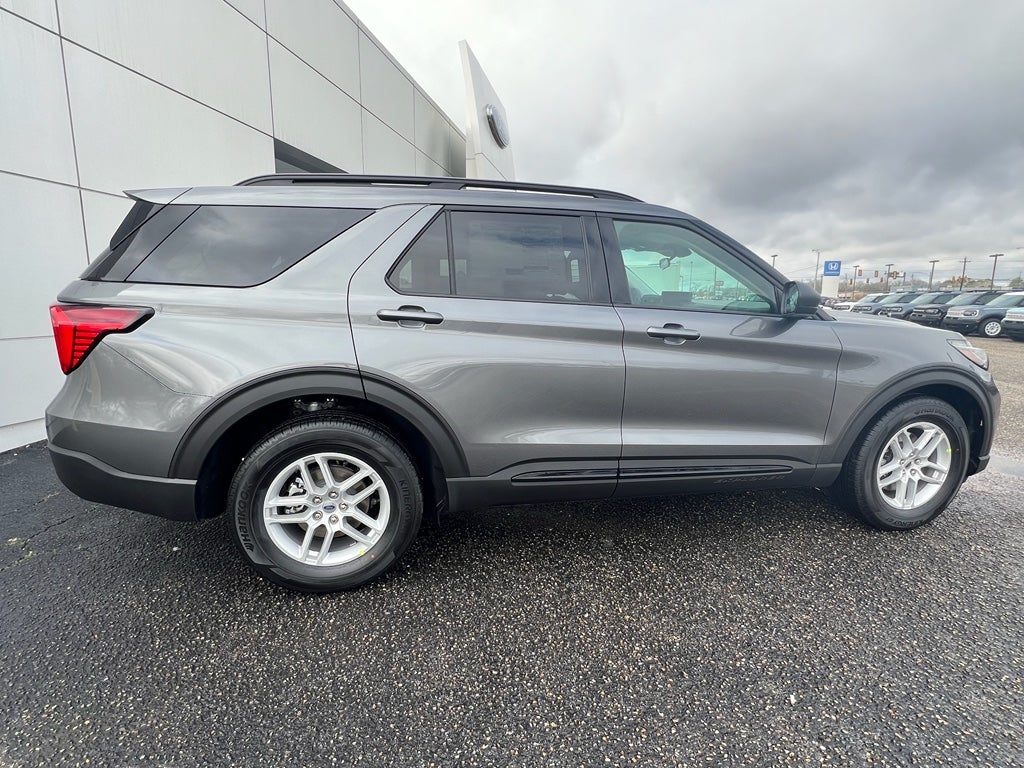 2026 Ford Explorer Active (200A)