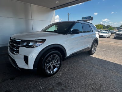 2026 Ford Explorer Active w/200A Pkg